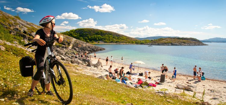 Island hopping by bike in Mid – Norway